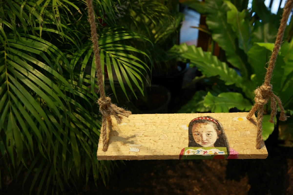 อาร์ตติสท์เจนใหม่สะท้อนชีวิตเด็กไทยในรั้วโรงเรียน