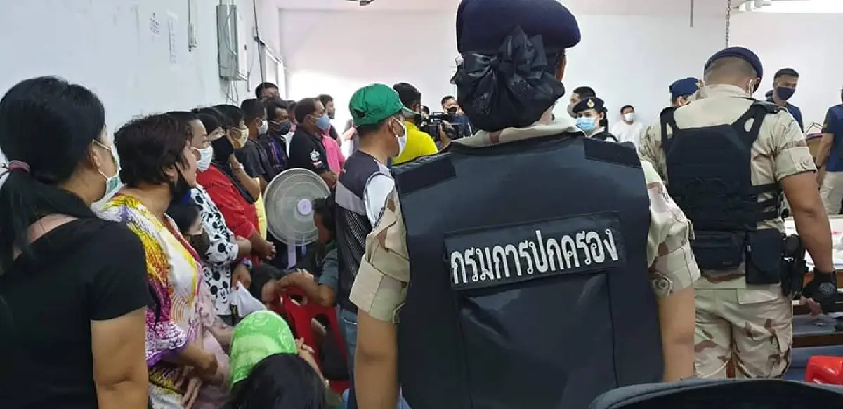 ไม่สนพรก.ฉุกเฉิน! 2 บ่อนใหญ่บนเกาะภูเก็ตเปิดเย้ยกฎหมาย