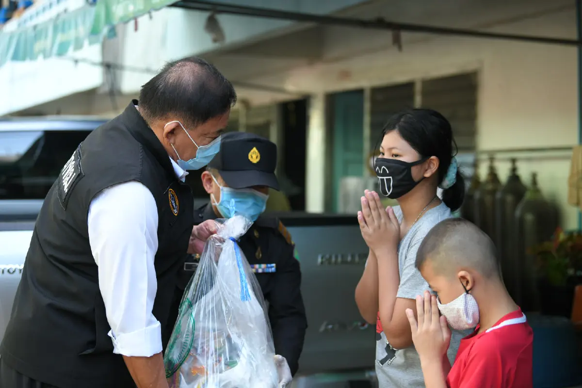 "อัศวิน"ให้เร่งสำรวจเขตไหนตกหล่นไม่ได้รับการช่วยเหลือโควิด-19