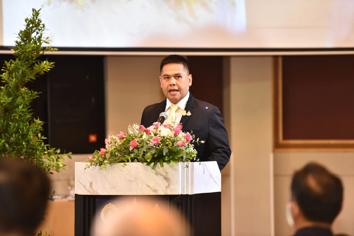 “พลเอกประวิตร” ย้ำจังหวัดจับมือท้องถิ่น คุมเข้มเติมน้ำใต้ดินตามมาตรฐาน แก้ภัยแล้ง น้ำท่วม อย่างยั่งยืน