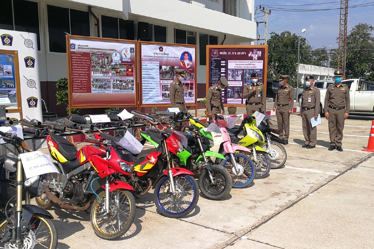 ตำรวจกวาดล้างแว้นซิ่งจับผู้ปกครองทำทัณฑ์บน