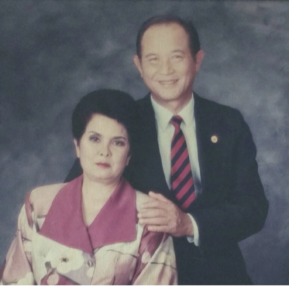 นีโน่ เมทนี แจ้งข่าวเศร้า แม่ปุ๊ คุณแม่โอ วรุฒ เสียชีวิตจากไปอย่างสงบแล้ว