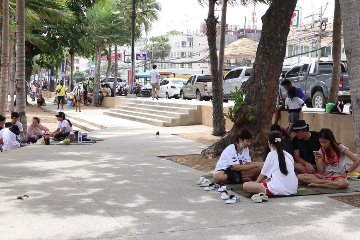 หาดพัทยาไม่แน่น!คนแห่ไปน้อยช่วงวันหยุดยาว