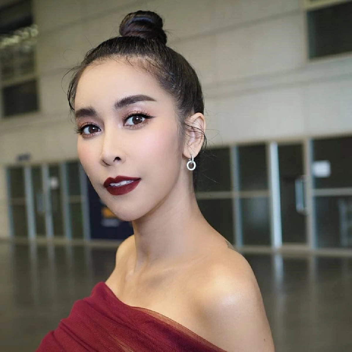 เสียสละเพื่อลูก! ใหม่ สุคนธวา แพ้ท้องสิวเห่อ ลั่นงานหายรายได้หดวันละแสน 