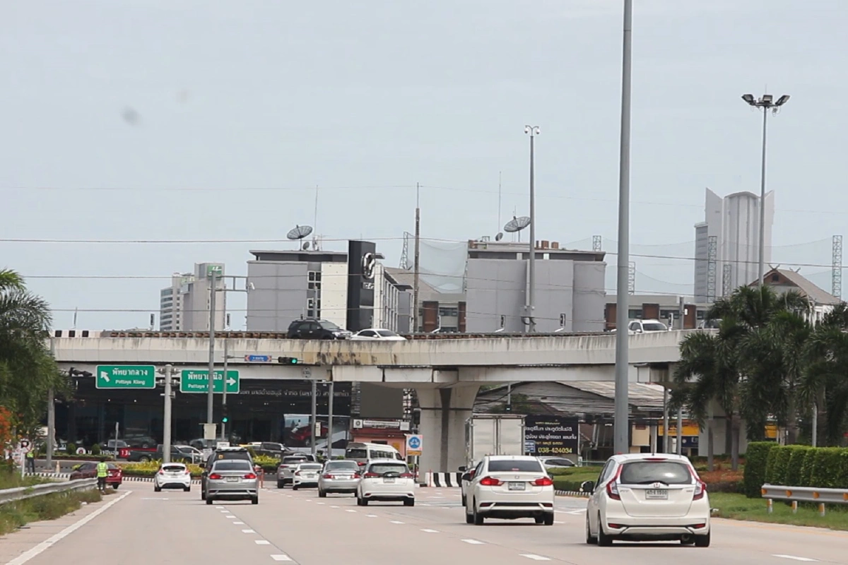 หาดพัทยาไม่แน่น!คนแห่ไปน้อยช่วงวันหยุดยาว