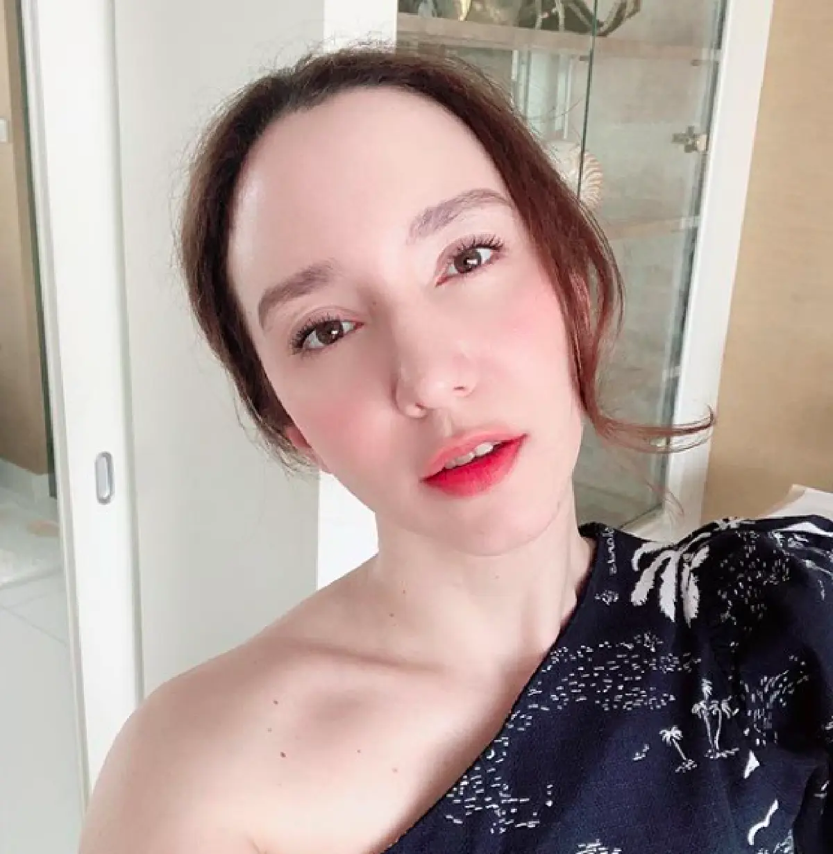  "คลาวเดีย" โชว์ความเป๊ะสวนทางอายุ อวดหุ่นปังในชุดบิกินี่สุดแซ่บ