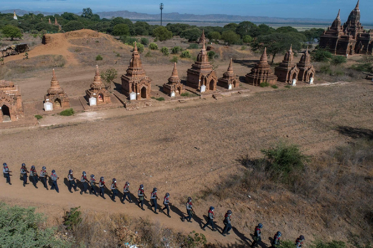 จัดกำลังคุ้มกันเจดีย์พุกาม โจรฉวยโอกาสล็อคดาวน์ขุดสมบัติ 