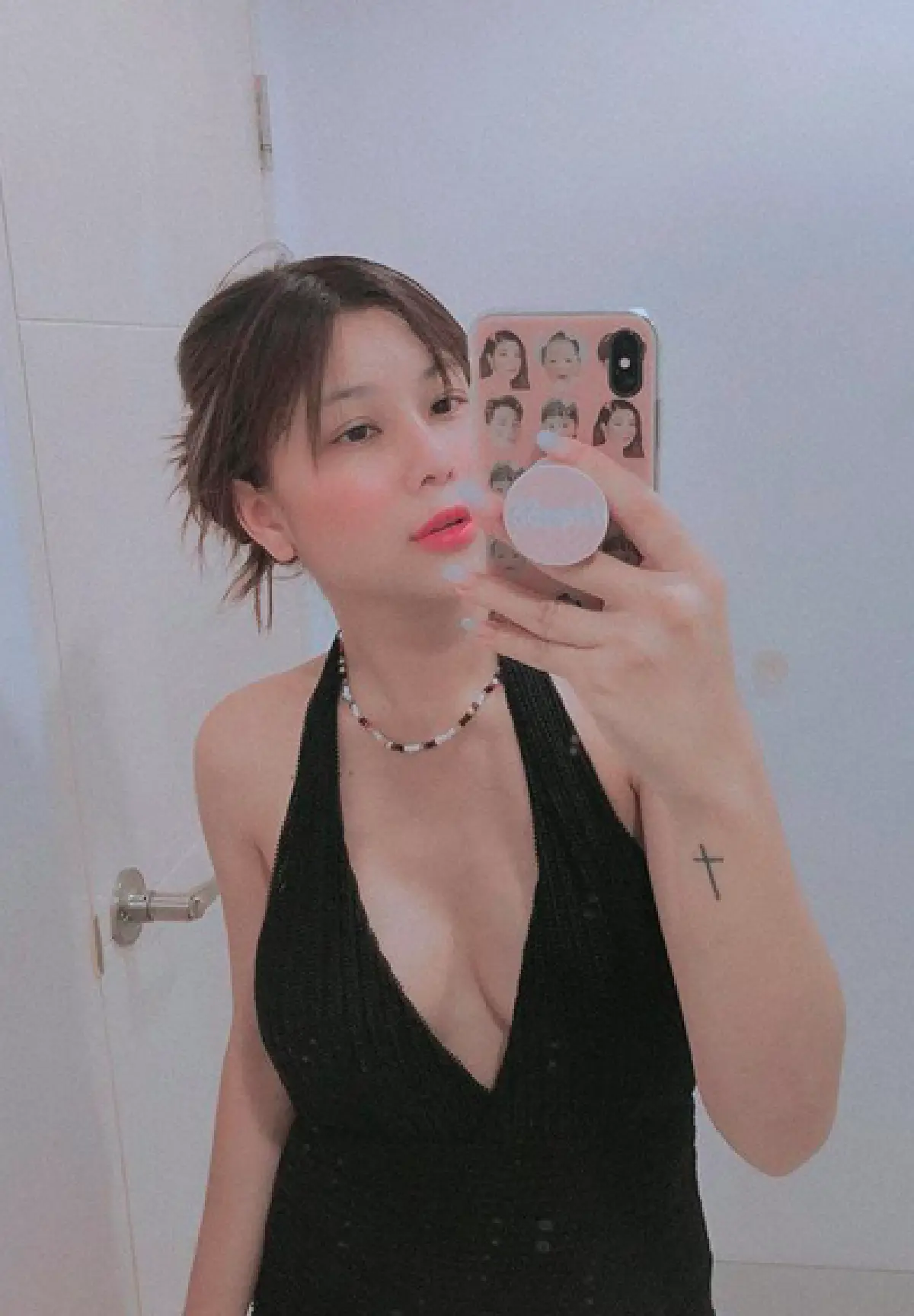 หุ่นแม่แซ่บมาก! “กุ๊บกิ๊บ" อวดหุ่นหลังคลอดเพียง 2 เดือน กับทริปทะเล