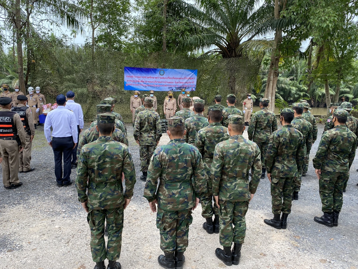 ทร.เอาจริงแจ้งความรุกอ่าวบ้านดอนแล้ว 92 คดีรื้อขนำไป 26 หลัง