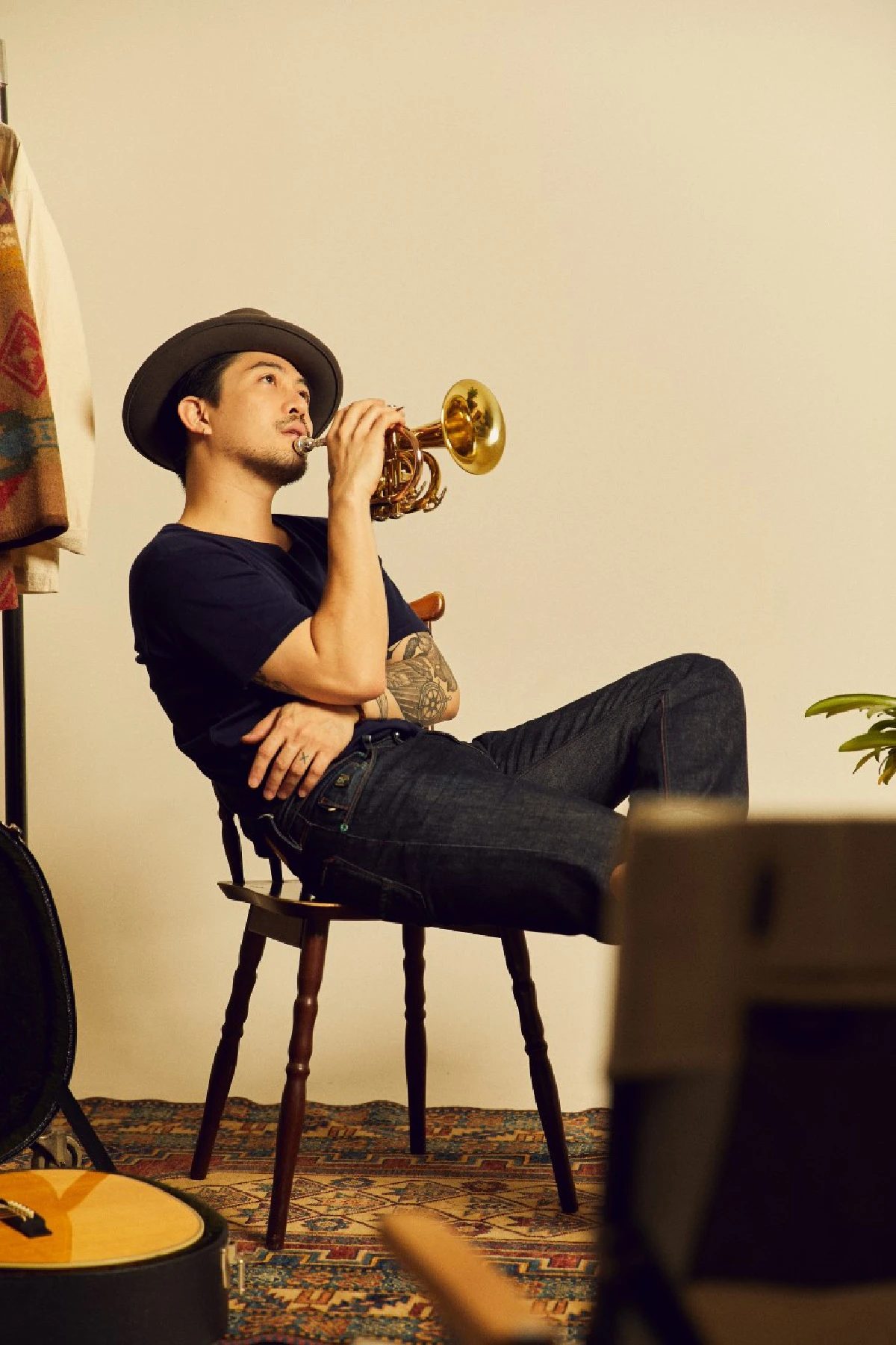 พักผ่อนชิลๆในห้องนั่งเล่นไปกับ "แม็กซ์ เจนมานะ ไลฟ์ คอนเสิร์ต"