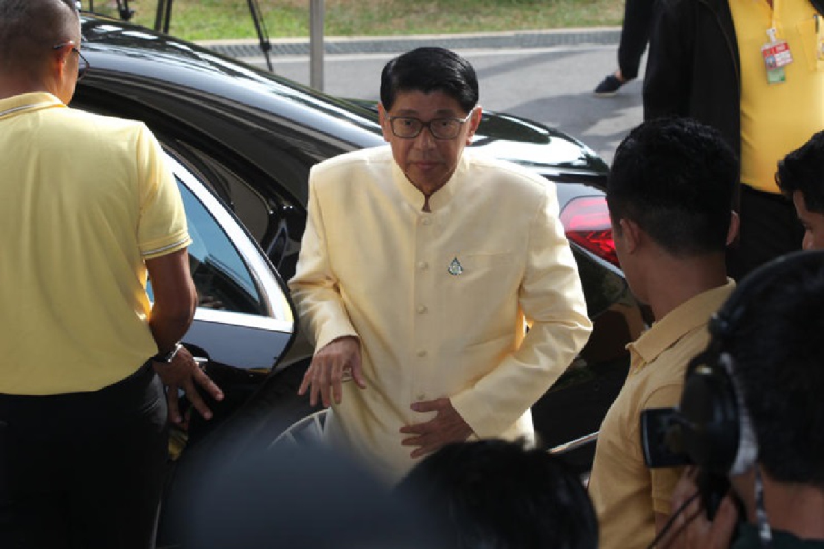 "วิษณุ" เผย ร่างกม.คู่ชีวิตรอปรับแก้ในสภาฯ หลังโดนท้วงไม่เท่าเทียม "วิษณุ" เผย ร่างกม.คู่ชีวิตรอปรับแก้ในสภาฯ หลังโดนท้วงไม่เท่าเทียม