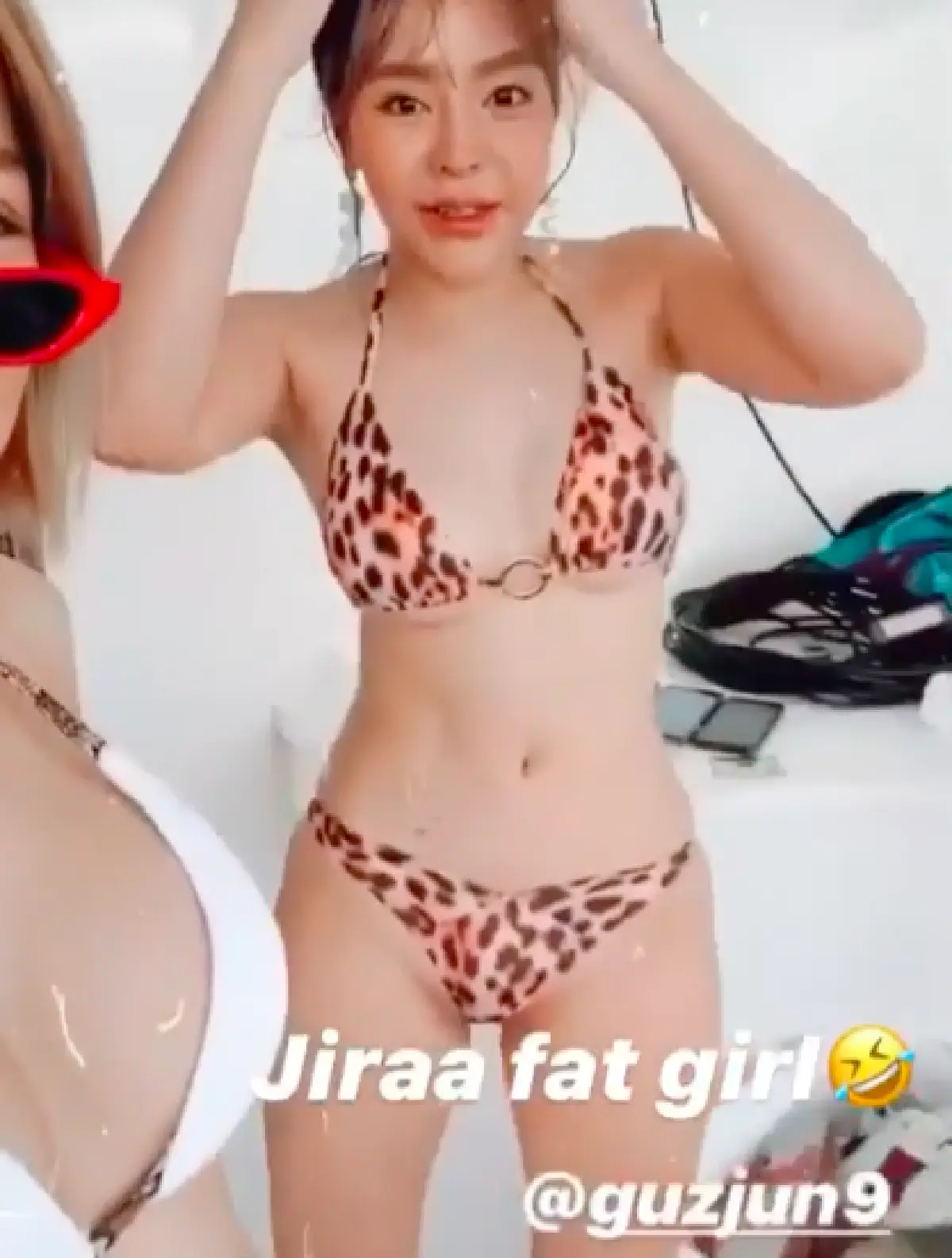 “กัสจัง จีร่าร์” เผยคลิปวีดีโอในชุดว่ายน้ำให้ได้ชม หลังถูกบูลลี่เรื่องหุ่นหนักมาก 