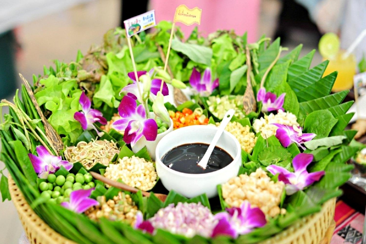 'หมอยา ท่าสุขสยาม' มหัศจรรย์สมุนไพรไทยเที่ยวไปให้มีความรู้ 'หมอยา ท่าสุขสยาม' มหัศจรรย์สมุนไพรไทยเที่ยวไปให้มีความรู้