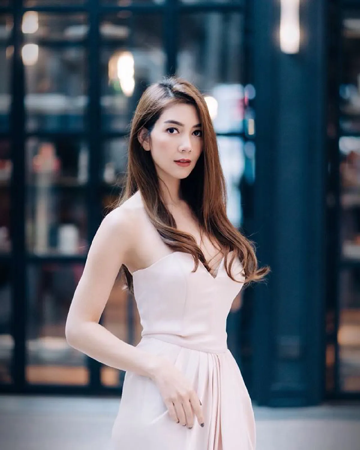 ส่องภาพ วุ้นเส้น วิริฒิภา เซ็กซี่เบาๆ อวดผิวขาวออร่าเที่ยวทะเลหัวหิน