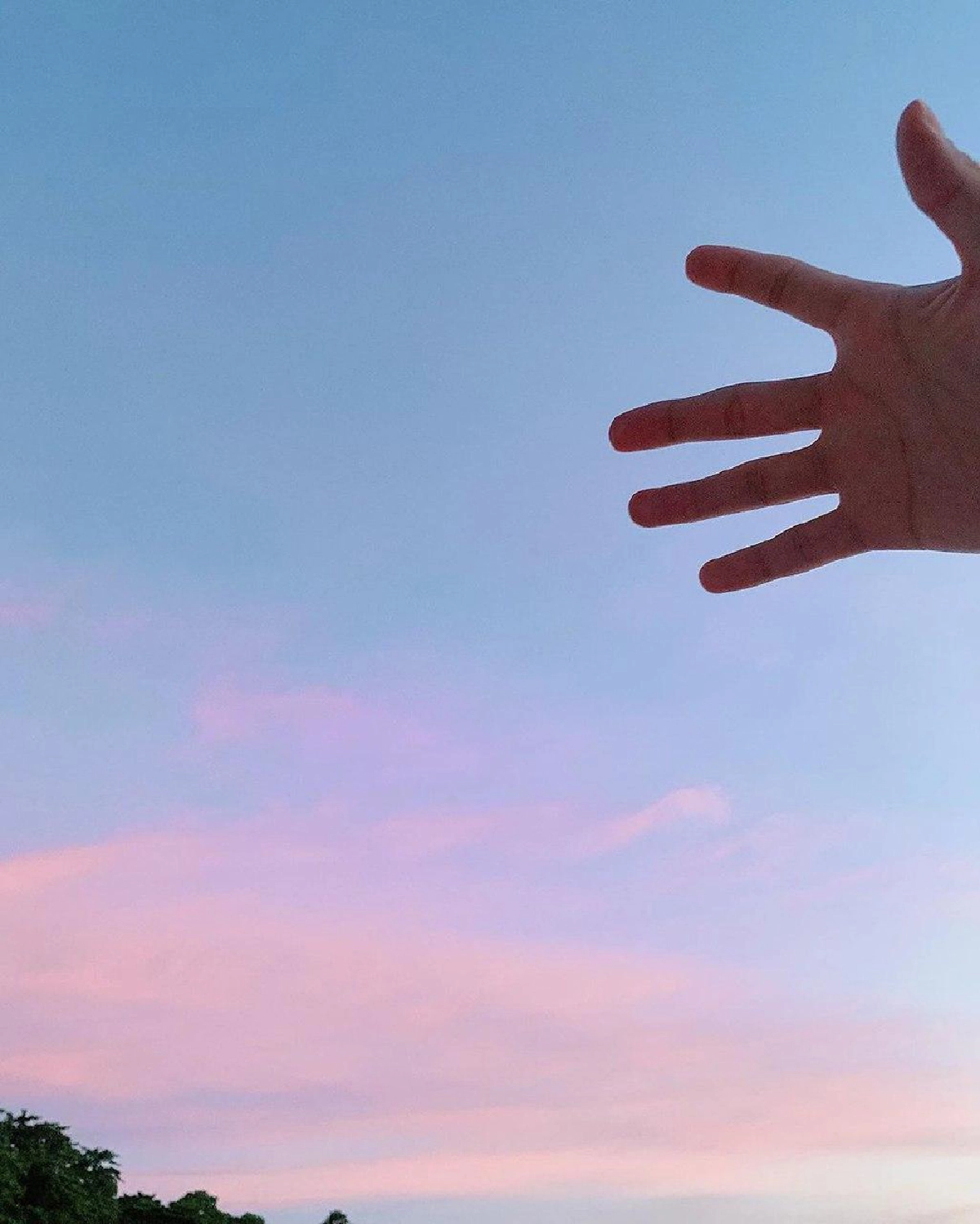 โบว์ เมลดา-มิกค์ ทองระย้า ควงคู่โชว์หวานเที่ยวทะเล เปลี่ยนโลกนี้ให้มีแต่สีชมพู