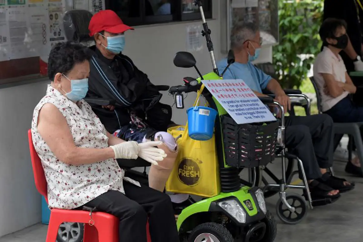 ส่องคูหาเลือกตั้งสิงคโปร์ คิกออฟลงคะแนนโหวตช่วงโควิดระบาดอย่างไร