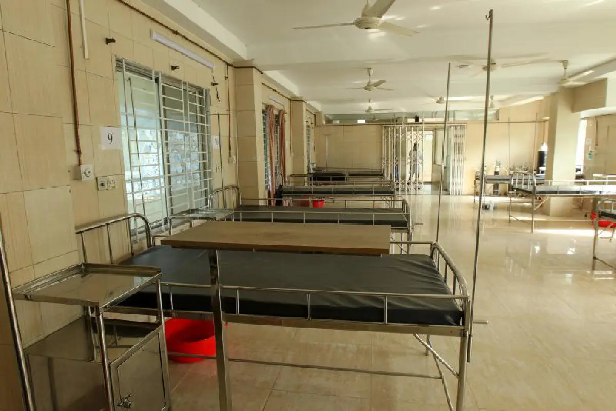 คนบังกลาเทศติดโควิดนับแสน แต่เตียงในโรงพยาบาลกลับว่างไร้ผู้ป่วย