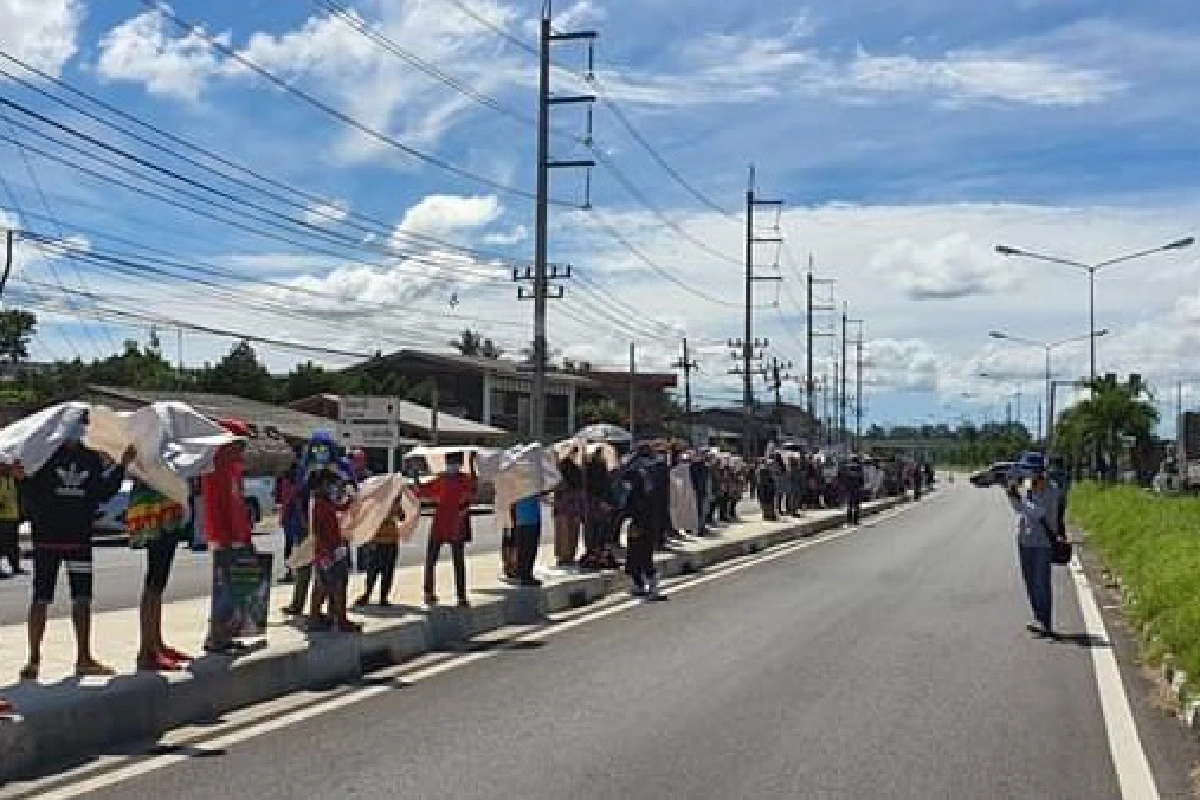 เวทีรับฟังอุตสาหกรรมจะนะจบเร็ว! ตำรวจห้ามผู้เห็นต่างเข้าพื้นที่