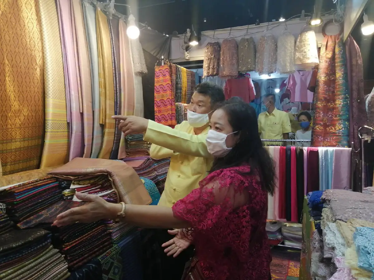 อธิบดีพช.ปลื้มสงขลาขนโอทอปขาย  2 วันยอดพุ่งกว่า 14 ล้าน