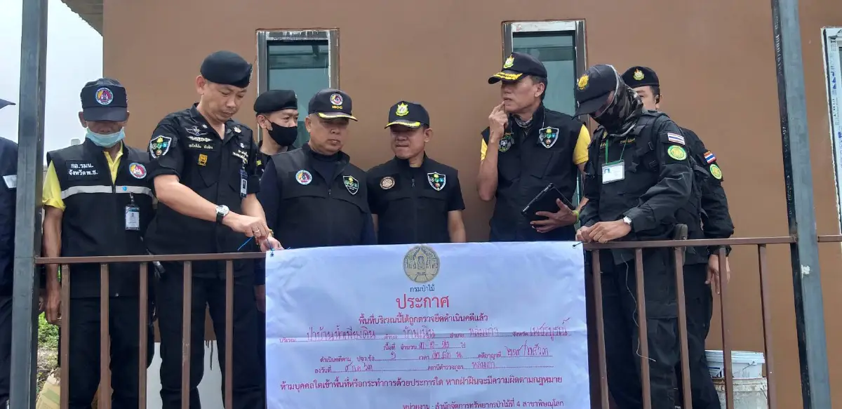 นายทุนยอมรื้อถอนรั้วกั้นทางเข้าออกผาหัวสิงห์บนภูทับเบิกแล้ว