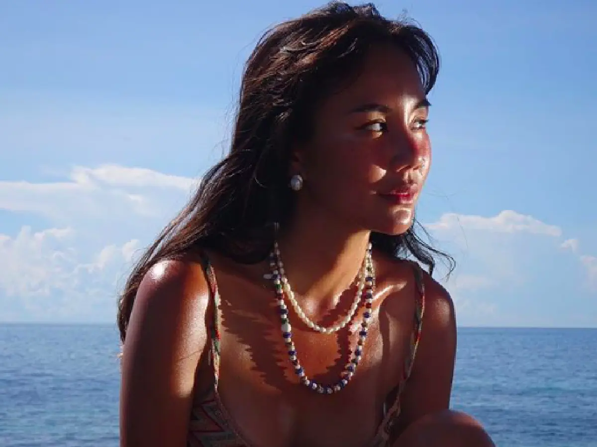 สาวอนุรักษ์! “นท” กับ New Normal ทรงผมสุดเก๋ที่ตกแต่งมาจากฝาขวดพลาสติ