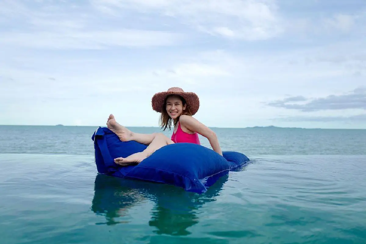 “ไบรท์” อวดภาพในชุดว่ายน้ำ พร้อมบอก “โต๋ ศักดิ์สิทธิ์” อนุมัติแล้ว