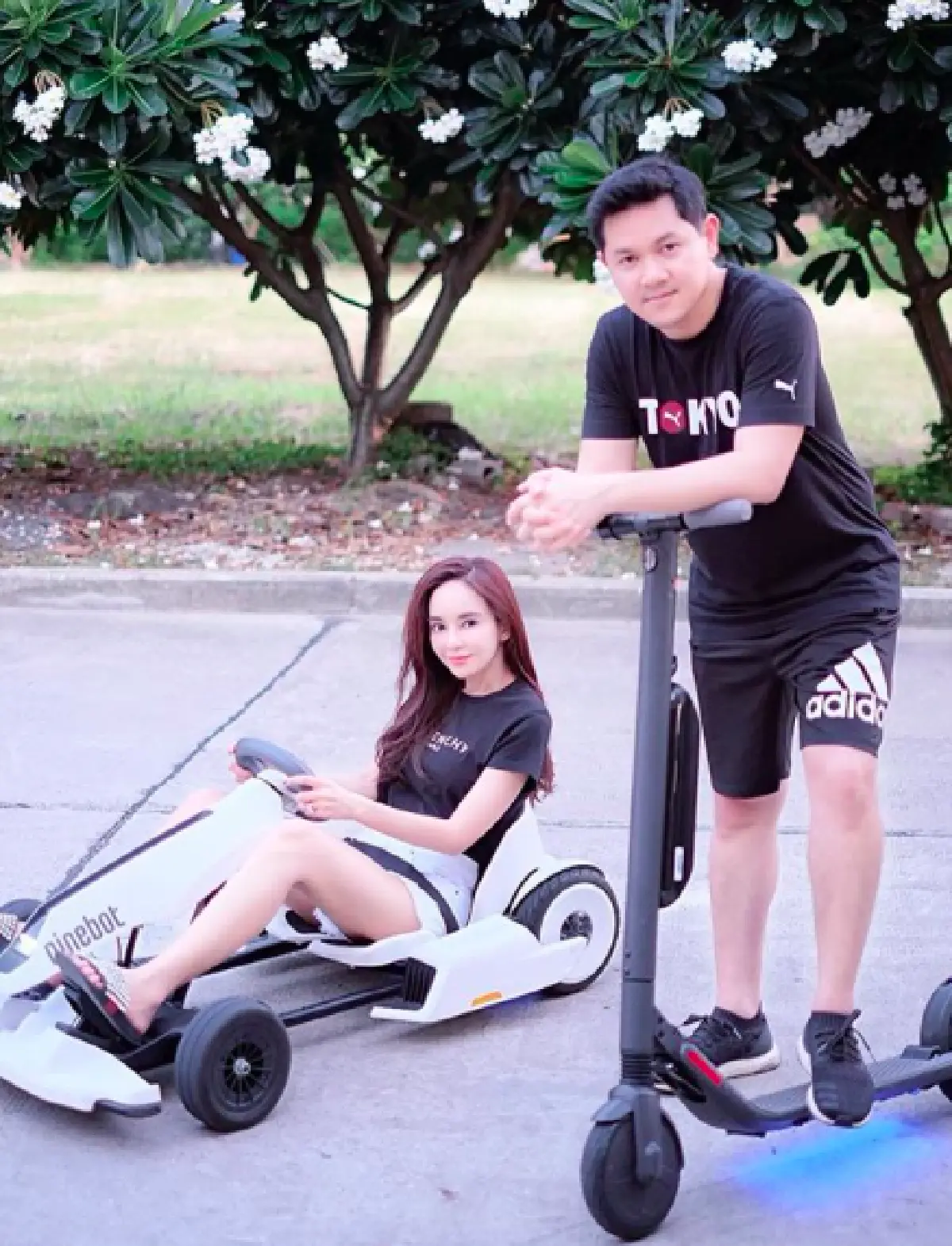 “ป๊อป นิธิ” เคลื่อนไหวแล้ว โพสต์ภาพเซลฟี่กับ “เป้ย ปานวาด”  หลังมีข่าวดราม่า