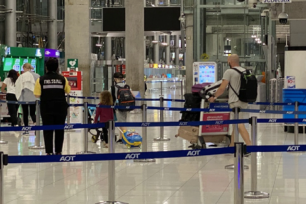 600 คนไทยกลับจากต่างประเทศ พบ 40 คนไข้สูง