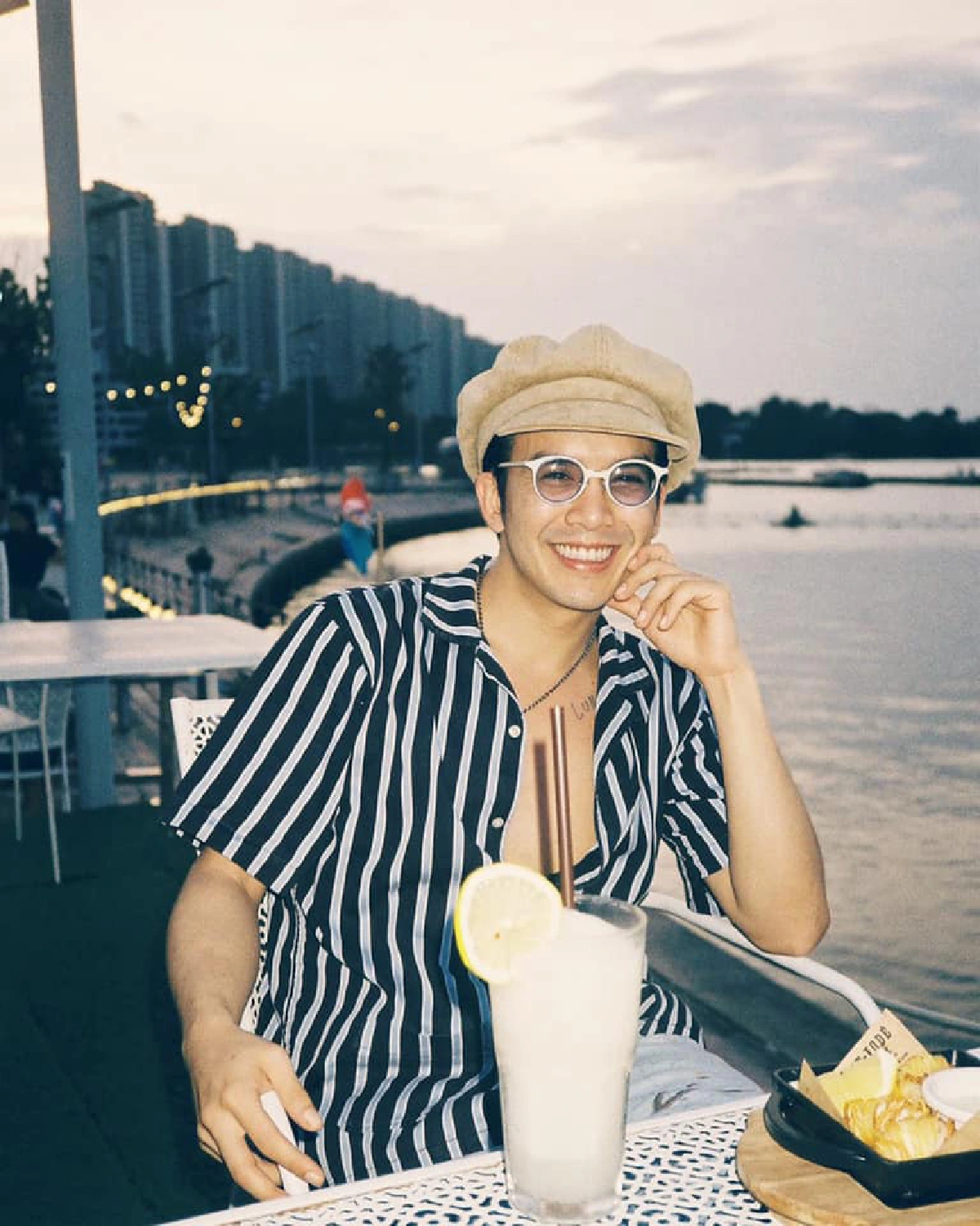 แอมมี่ The bottom blues โดนจวกเละ! หลังโพสต์ชวนนอนด้วยกันไหม..เต็มที่ก็แค่ถูกปล้ำ