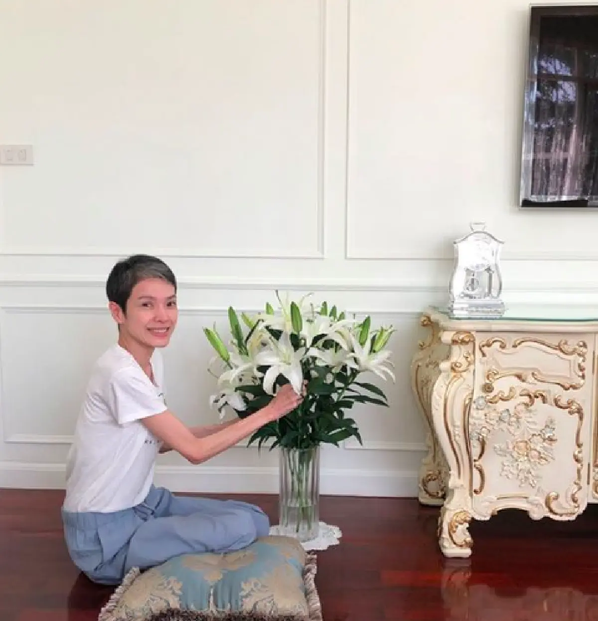 ”นิ้ง กุลสตรี” ปลื้มใจ! เจ้านายเก่า “เฮียฮ้อ RS” ส่งดอกไม้โปรดเป็นกำลังใจต่อสู้โรคร้าย