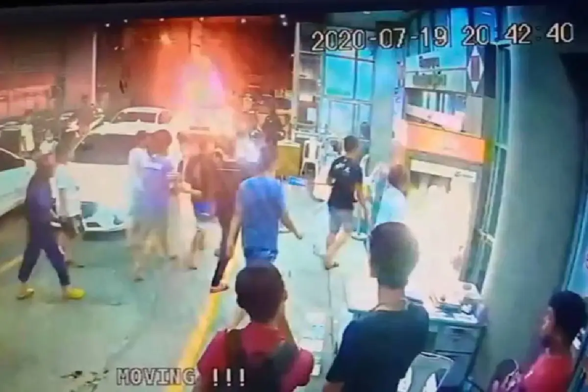 วัยรุ่นยกพวกไล่ตีกันในห้องฉุกเฉินโรงพยาบาล ทำร้ายหมอ-เจ้าหน้าที่