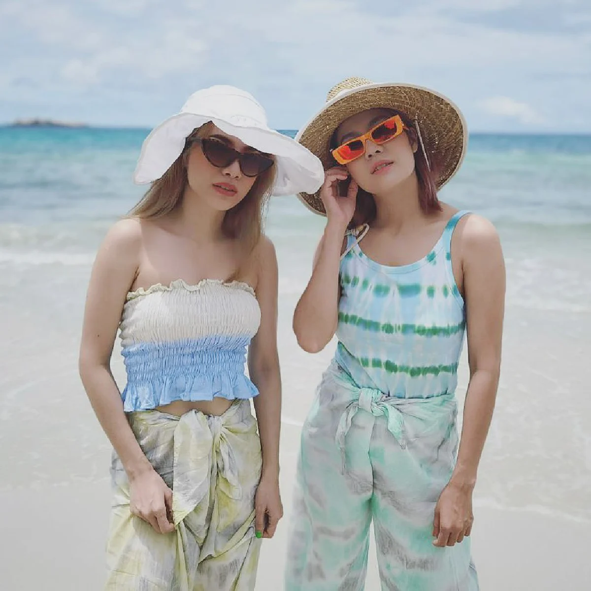 นิว นภัสสร ปล่อยของ! สลัดผ้าอวดหุ่นเซ็กซี่นานๆทีริมทะเล 