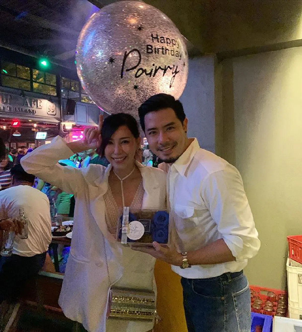 แพร พรรัมภา ยิ้มแก้มฉีก! เชน เซอร์ไพรส์วันเกิดด้วยของขวัญราคาหลักแสน