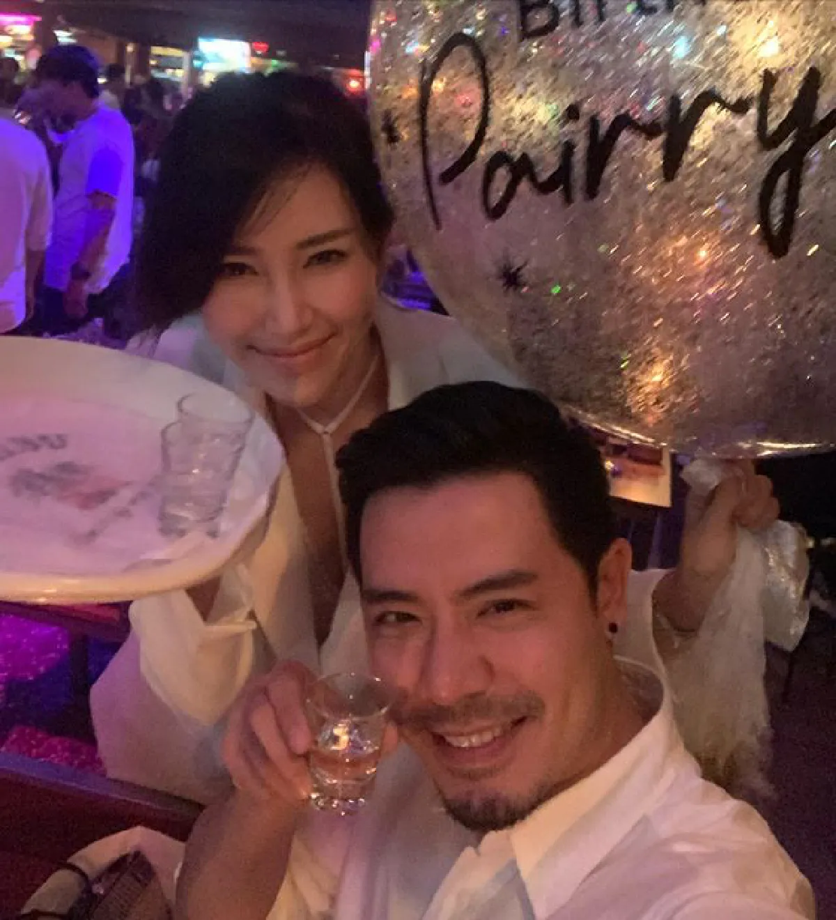 แพร พรรัมภา ยิ้มแก้มฉีก! เชน เซอร์ไพรส์วันเกิดด้วยของขวัญราคาหลักแสน