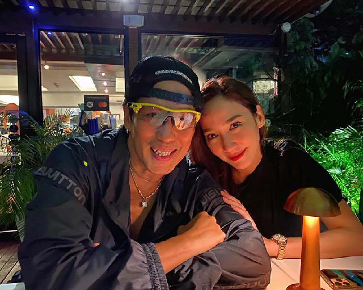 "อั้ม พัชราภา" ตื่นเต้นหนักมาก! ดีใจที่ได้เจอนักร้องซุปตาร์  "เบิร์ด ธงไชย"