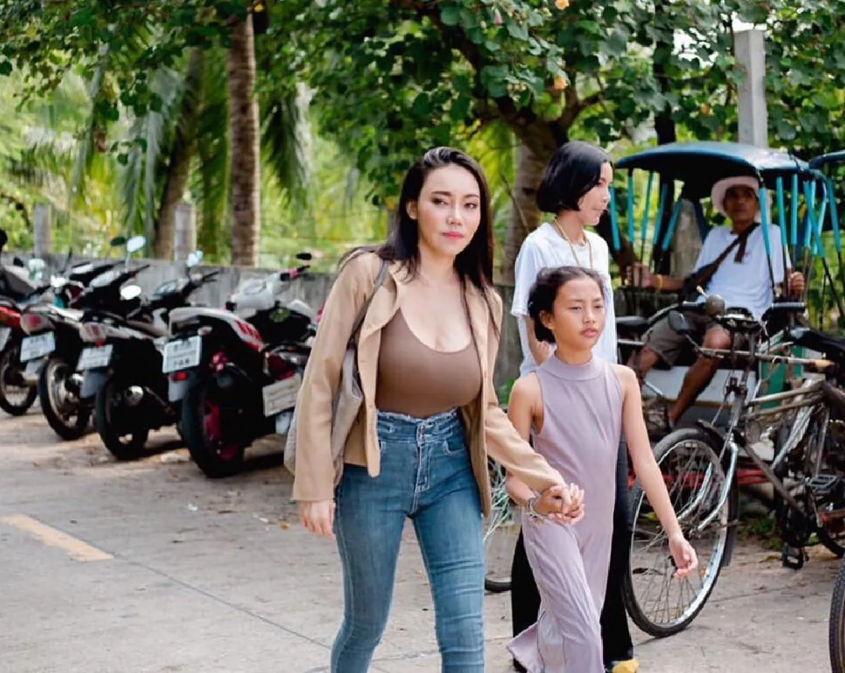 ใหม่ สุคนธวา โอนเงินช่วยค่าเทอมลูก เอมมี่ ลั่นถึงพี่จะเคยเป็นลูกที่ไม่ดี..แต่พี่เป็นแม่ที่ดีได้