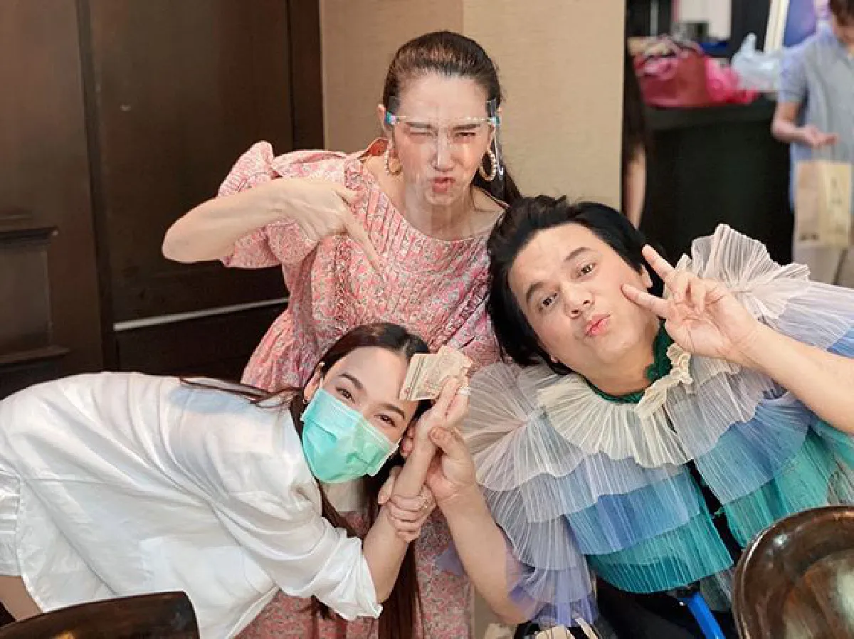 เอ ศุภชัย แฉคลิปโดน อั้ม พัชราภา ปล้นเงินครึ่งแสนกลางร้านอาหาร 