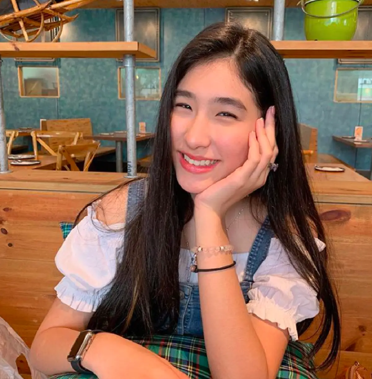 ไม่ธรรมดา! “พีท ทองเจือ” สอนลูกสาว “น้องเซย่า” ยิงปืน ให้รู้ไว้เพื่อป้องกันตัว