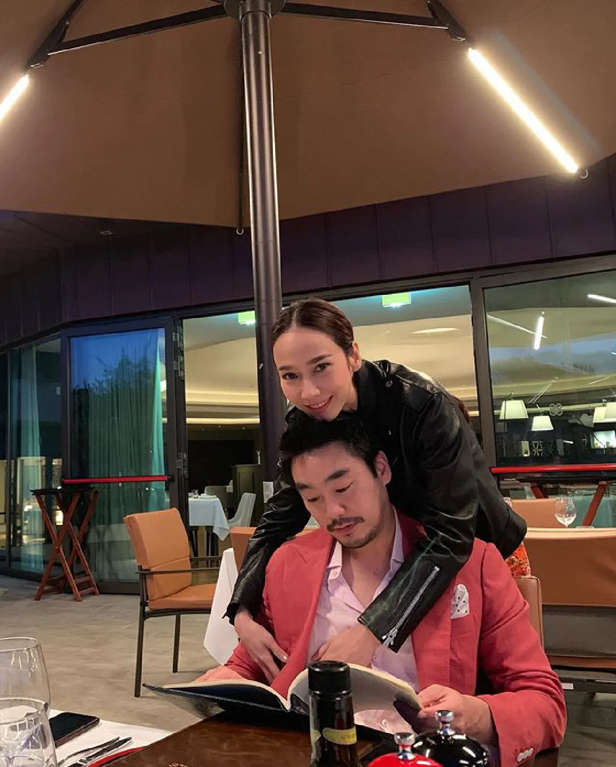 อั้ม พัชราภา ควง ไฮโซพก ดินเนอร์หวาน..ชวนกันถ่ายคลิปกันมุ้งมิ้งดีต่อใจ