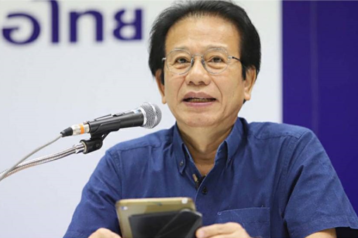 เพื่อไทยชี้นักศึกษาชุมนุมส่งสัญญาณไม่ยอมอยู่ใต้อำนาจ เพื่อไทยชี้นักศึกษาชุมนุมส่งสัญญาณไม่ยอมอยู่ใต้อำนาจ