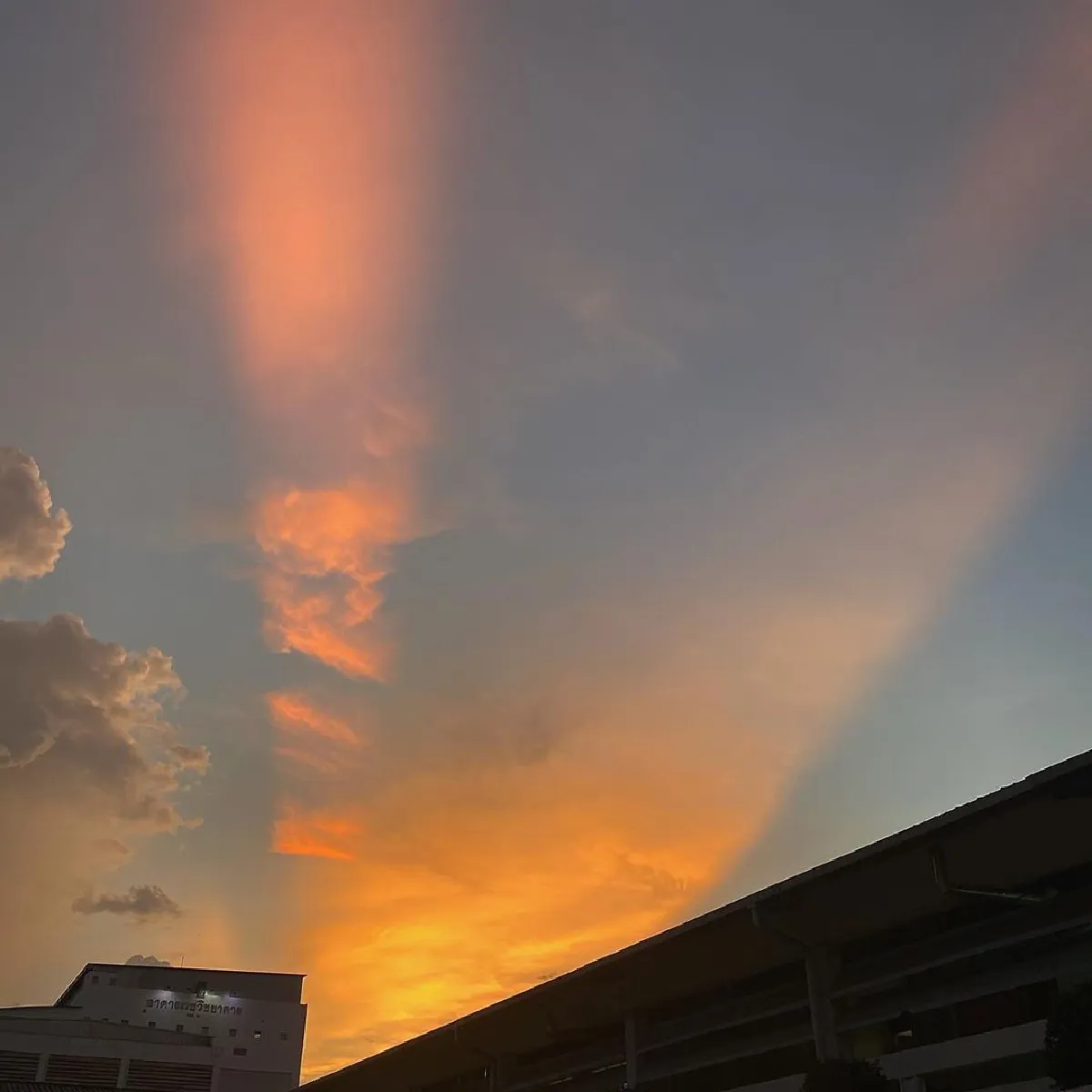 รุจ ศุภรุจ สุดเศร้า! คุณพ่อเสียชีวิตด้วยโรคมะเร็งปอด โบกมือลาส่งคุณพ่อกลับสวรรค์