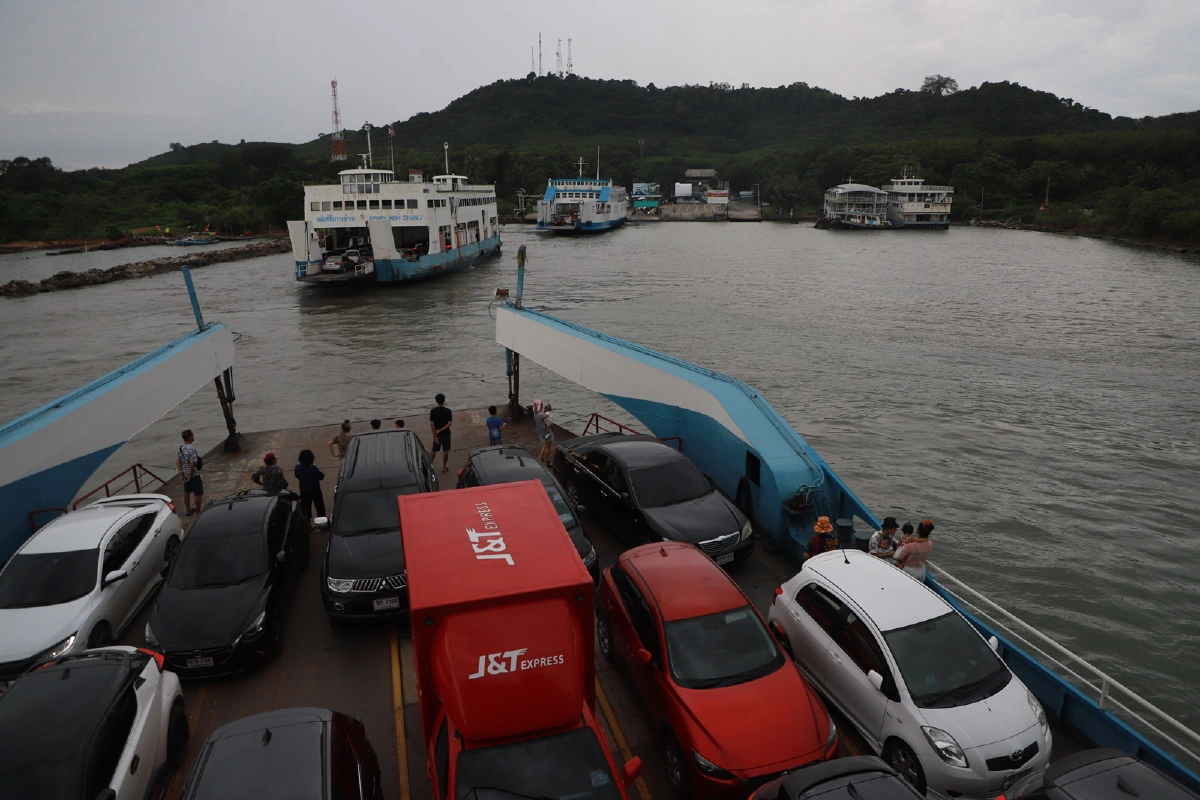 เกาะช้างแน่น!วันเดียวทะลุหมื่นคนทำลายสถิติช่วงหยุดเข้าพรรษา