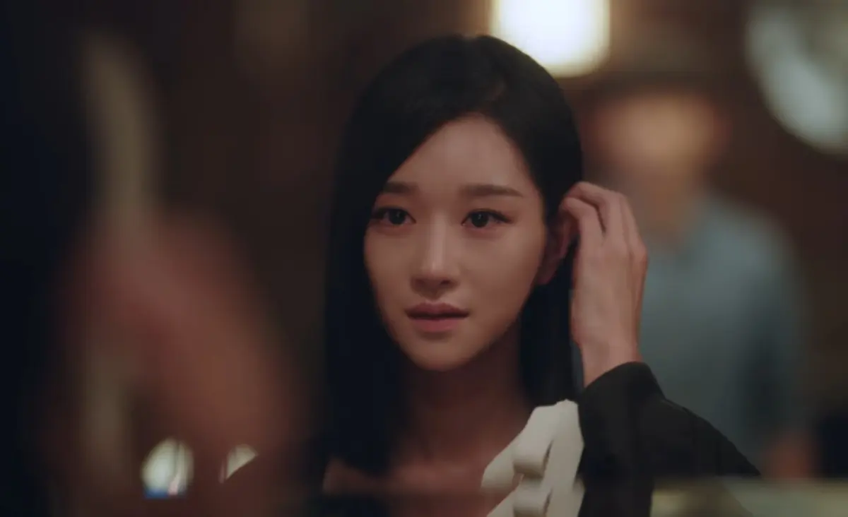 โกมุนยองมาเอง! “เป้ย ปานวาด” โคฟเวอร์นางเอกดัง สวยเป๊ะในลุคนิ่งๆ 