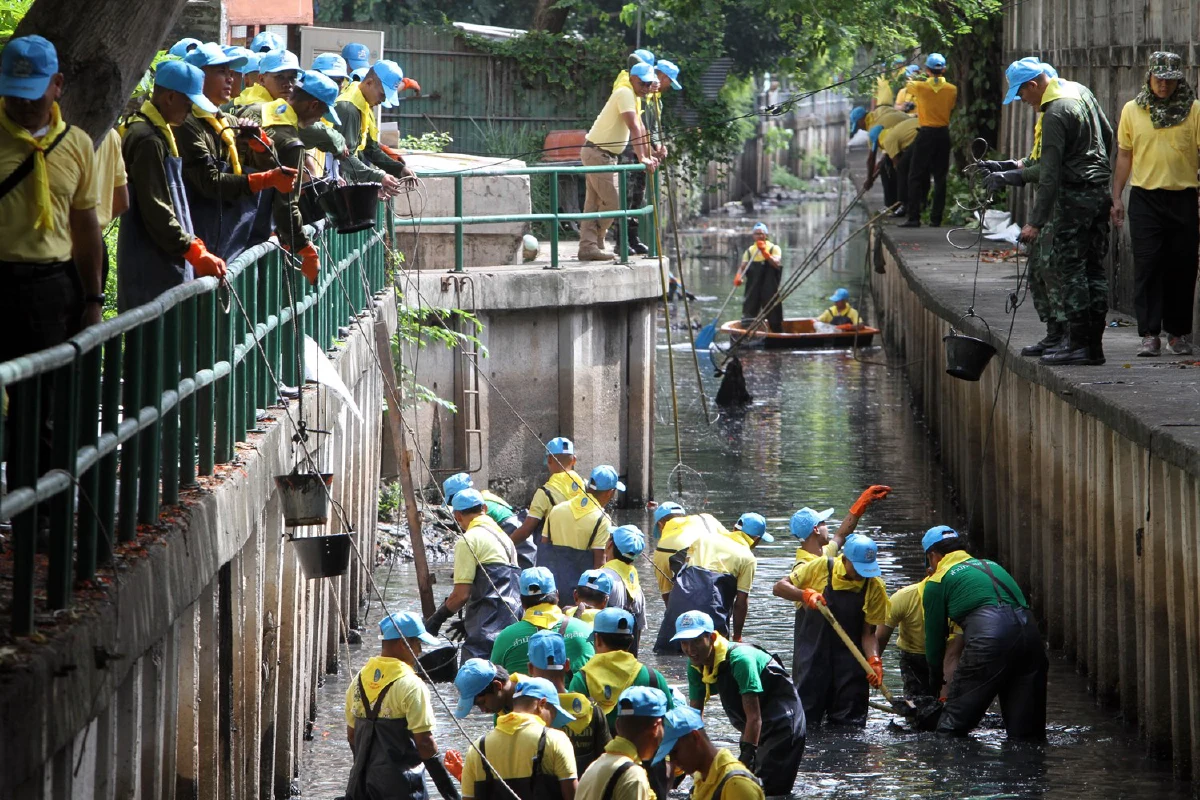 เฉลิมองค์กษัตรา มหาวชิราลงกรณ
