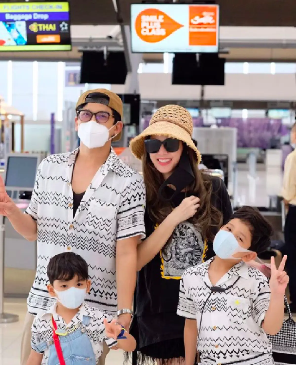 “ป๋อ-เอ๋” จัดรูปโรแมนติกสวีตใต้น้ำ ดูรูปแล้วลุ้นตาม