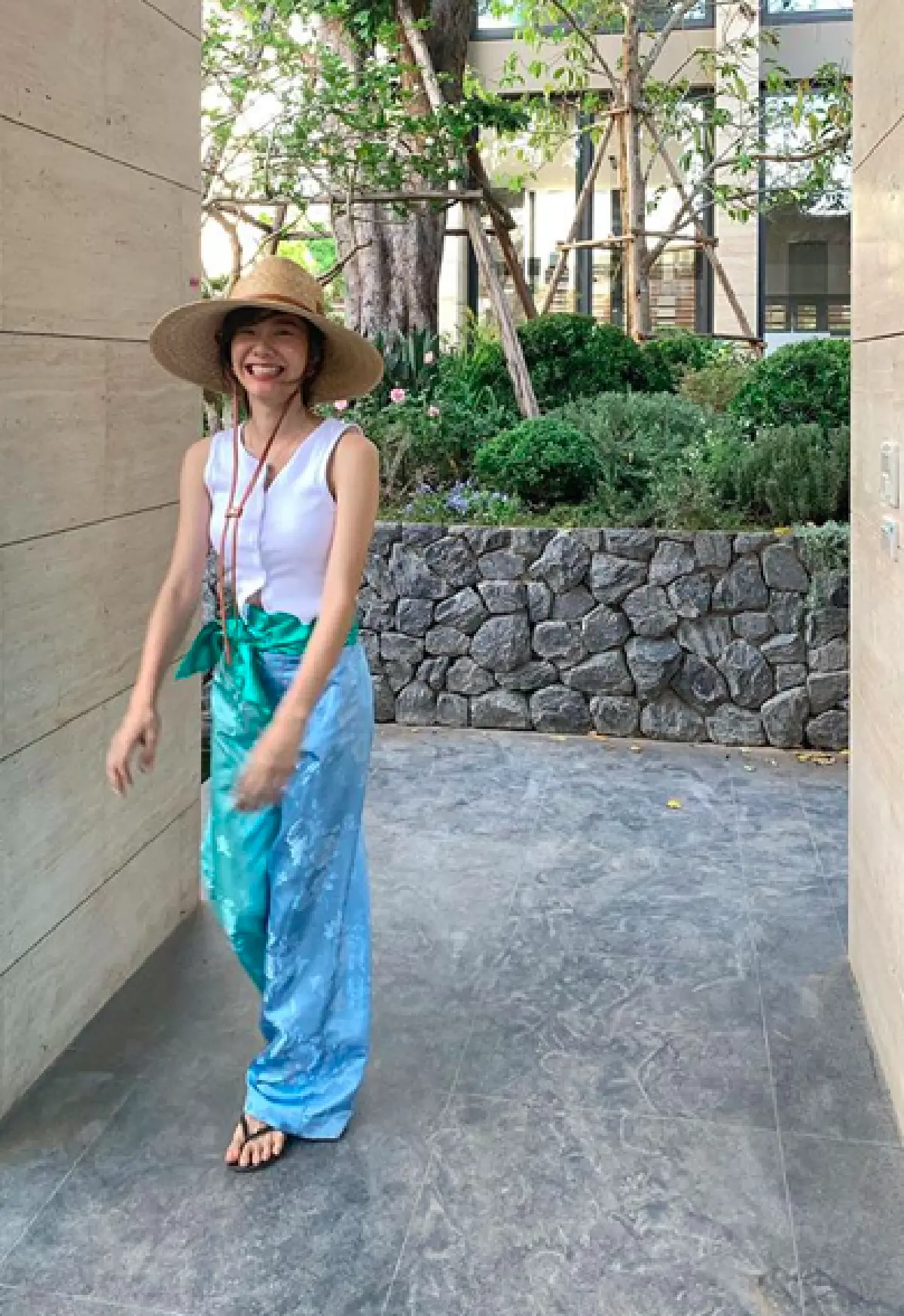 “เต้ย จรินทร์พร” ทำสำเร็จสร้างบ้านหลังใหม่ให้ครอบครัวได้เข้าอยู่