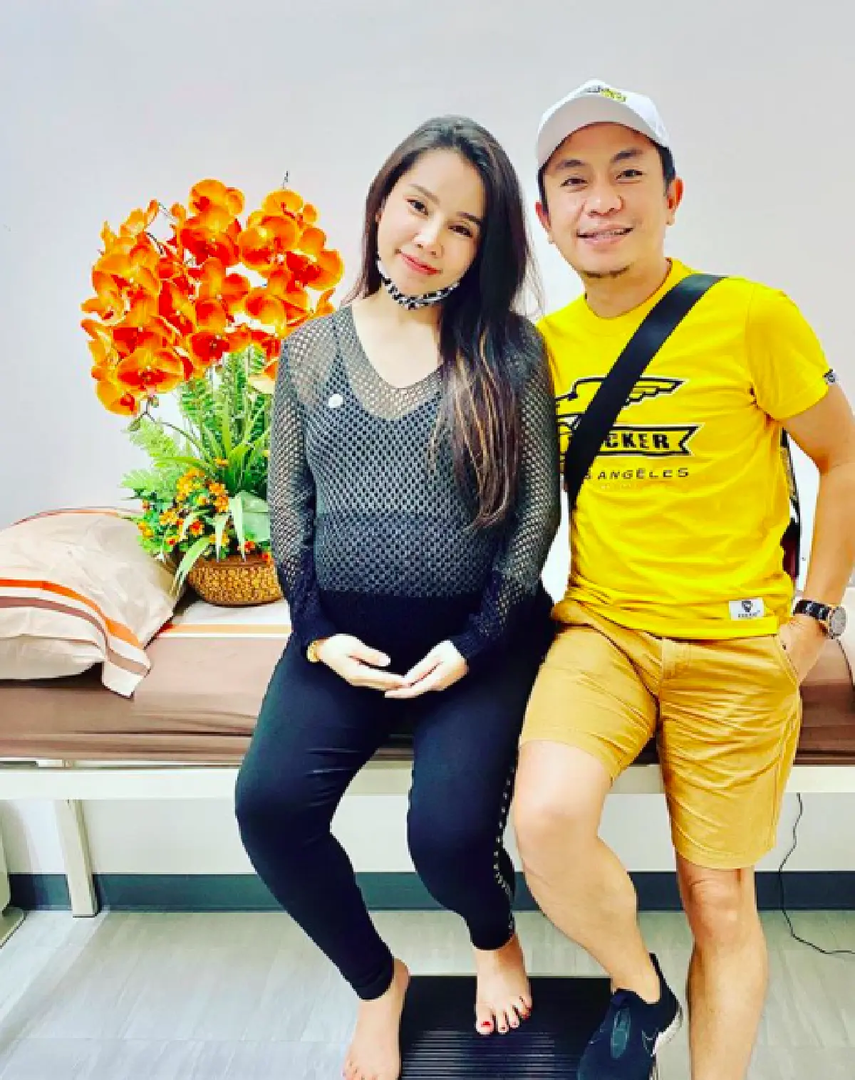 ลูกชายมาแล้ว! "อี๊ด โปงลางสะออน" ยิ้มแก้มปริ ภรรยาให้กำเนิดทายาทคนแรก