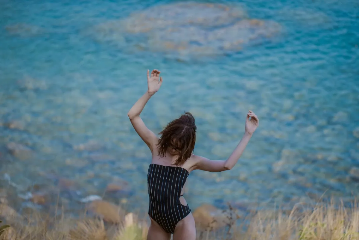 How to การถนอมชุดว่ายน้ำจากดีไซเนอร์สาวผู้รักทะเล