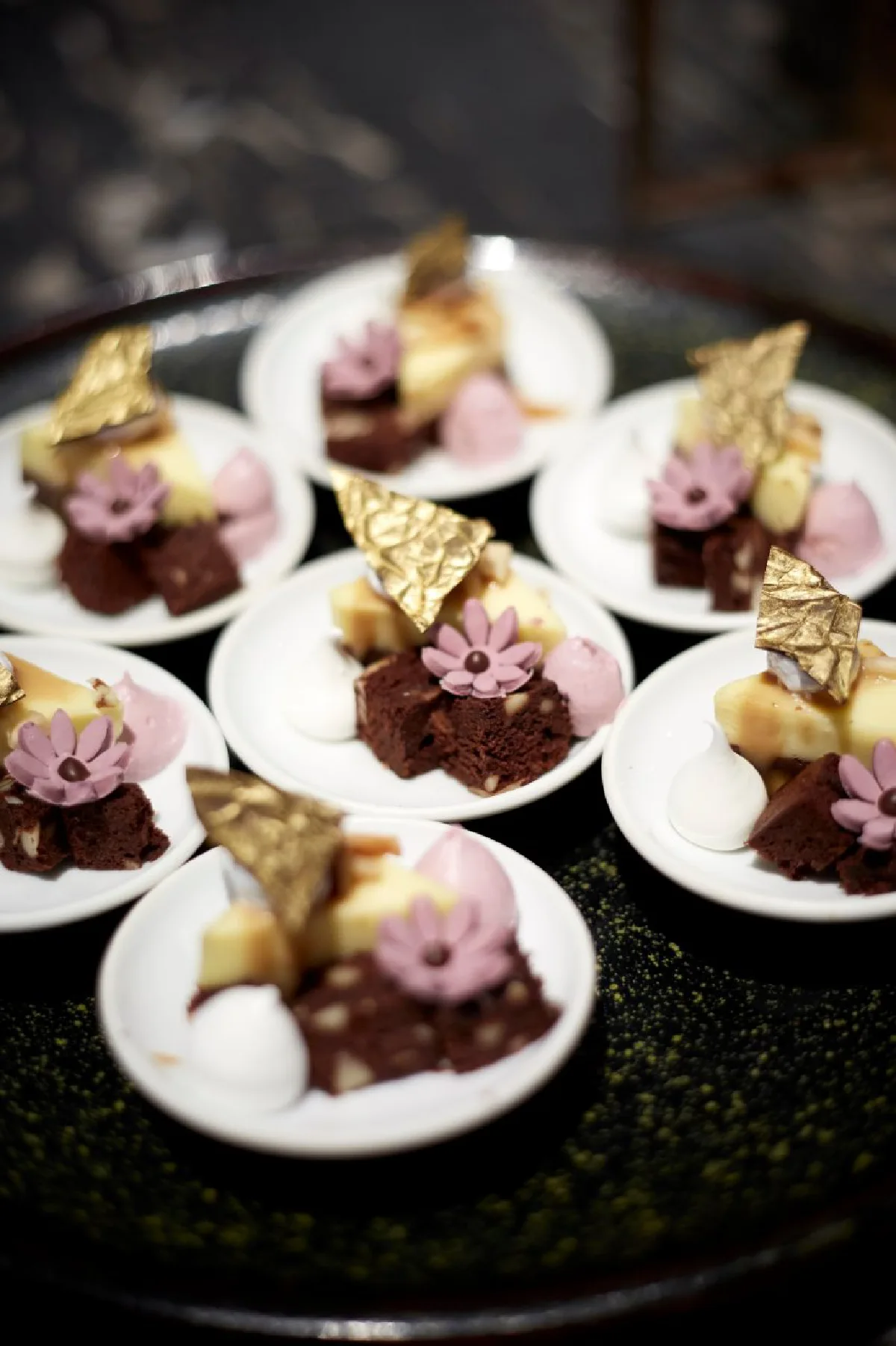 อลังการกับบุฟเฟ่ต์รูปแบบใหม่ในห้องอาหาร ‘เรนทรี คาเฟ่’