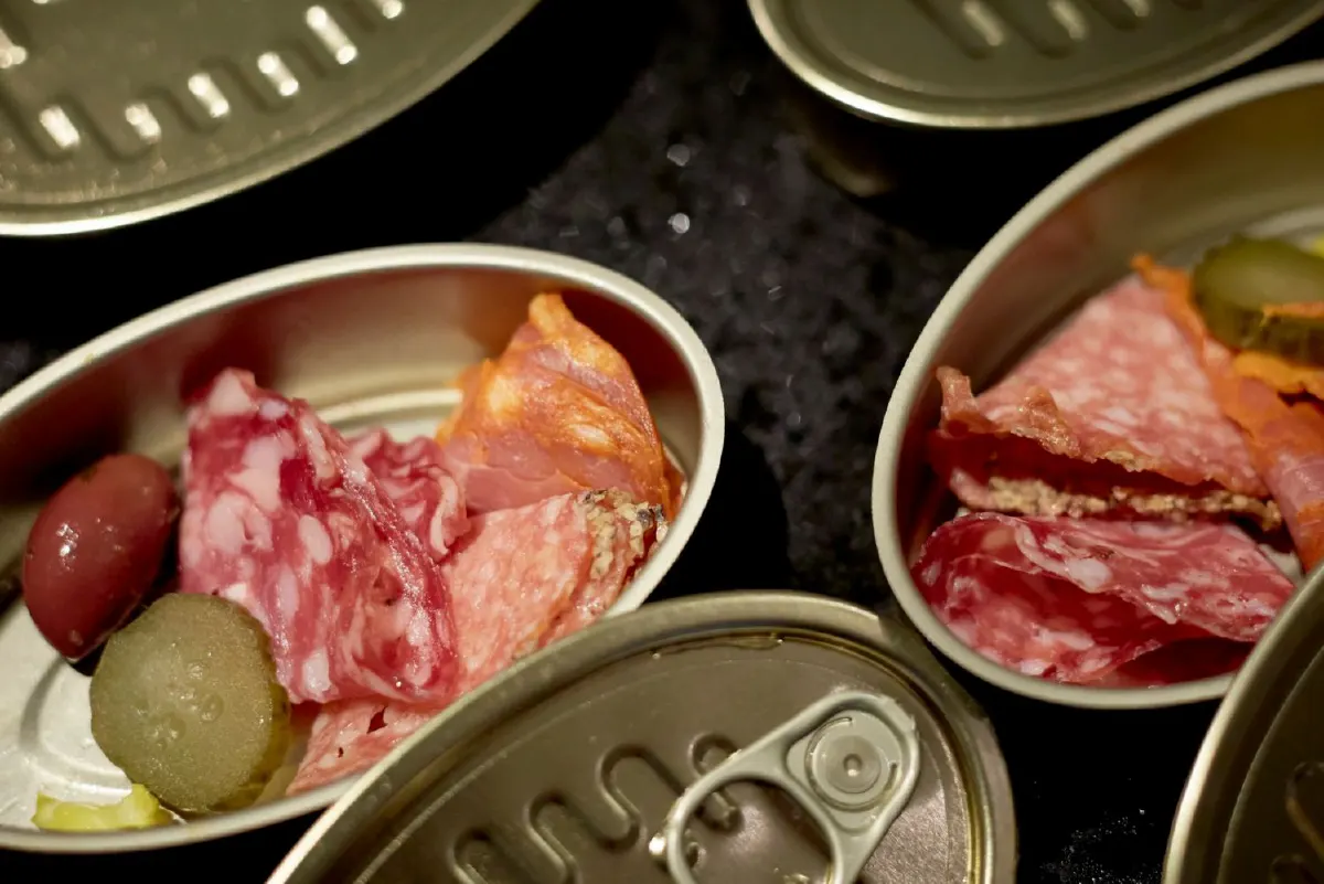 อลังการกับบุฟเฟ่ต์รูปแบบใหม่ในห้องอาหาร ‘เรนทรี คาเฟ่’